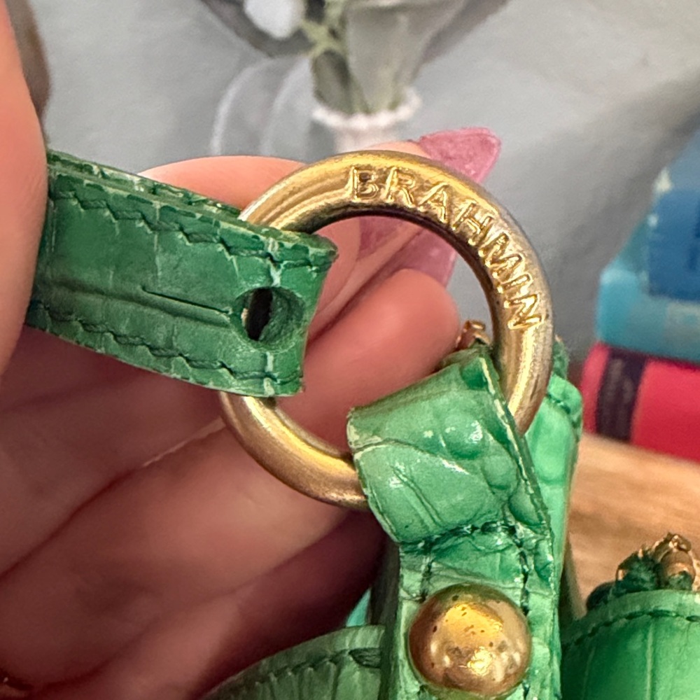 Brahmin Green Croc-Embossed Leather Crossbody Gold Turn lock - Picture 14 of 15